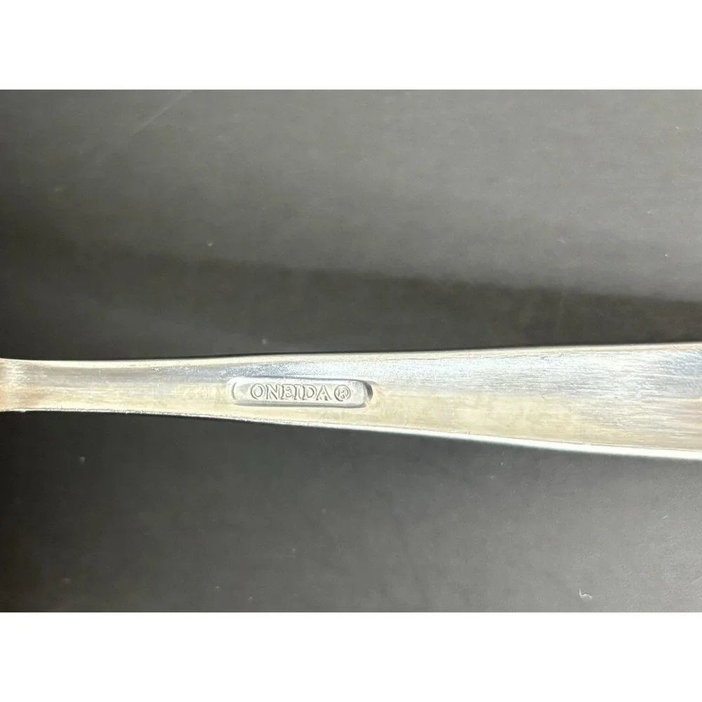 Oneida Quadratic 2 Dinner Forks and 2 Salad Forks Stainless Flatware Modern
